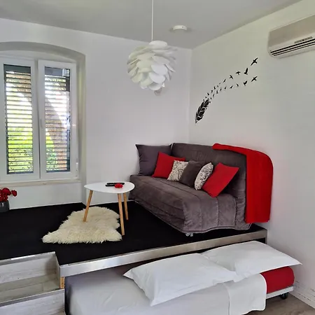 Vana & Tea Luxury Studio Apartment Split Exterior photo
