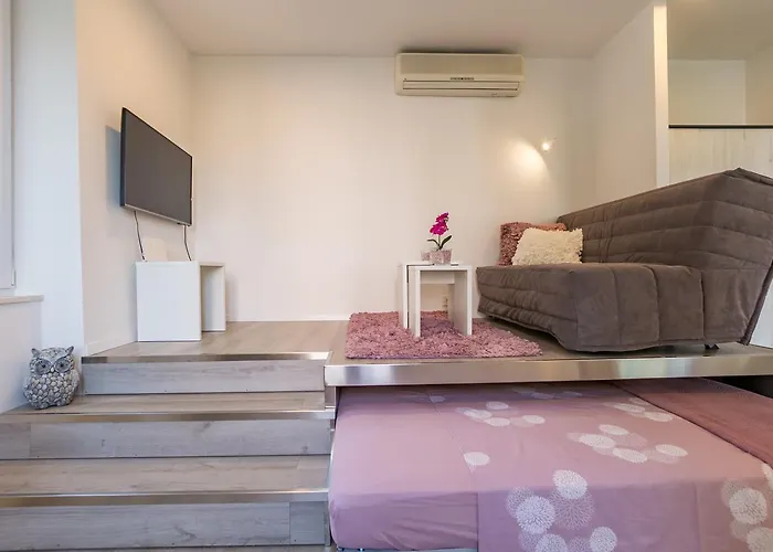 Vana & Tea Luxury Studio Apartment